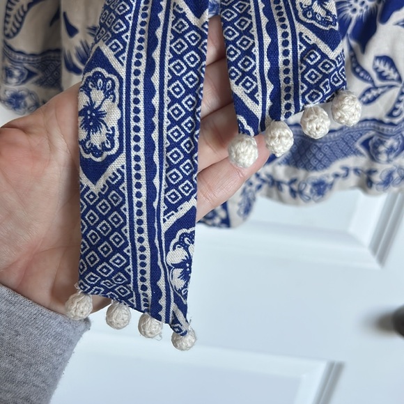 Blue and off white Greek romper - Picture 3 of 7